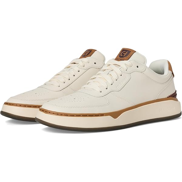 新品　COLE HAAN 白バレリーナシューズ 5cmヒール23.5センチ 新品 COLE HAAN 白バレリーナシューズ 5cmヒール23.5センチ 新品